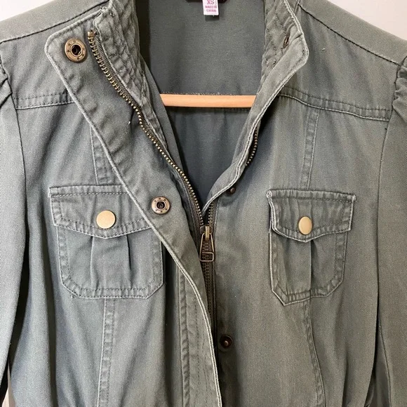 Utility olive green jacket XS - Picture 2 of 11
